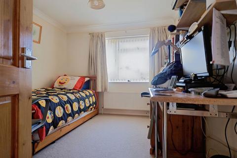 11 Manor Road, Ducklington, Witney, OX29 7YD