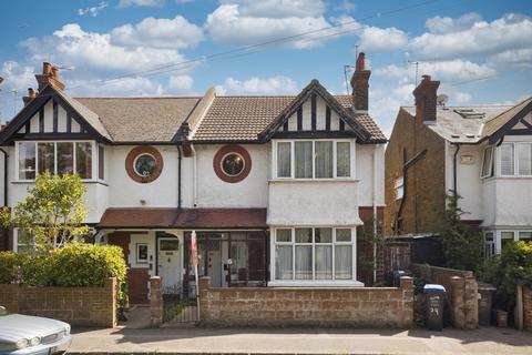 4 bedroom semi-detached house for sale, Edge End Road, Broadstairs, Kent, CT10