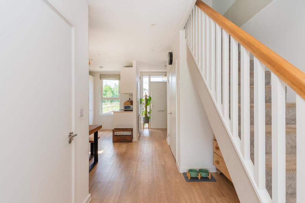 0 L1 WKE - Hall C.jpg