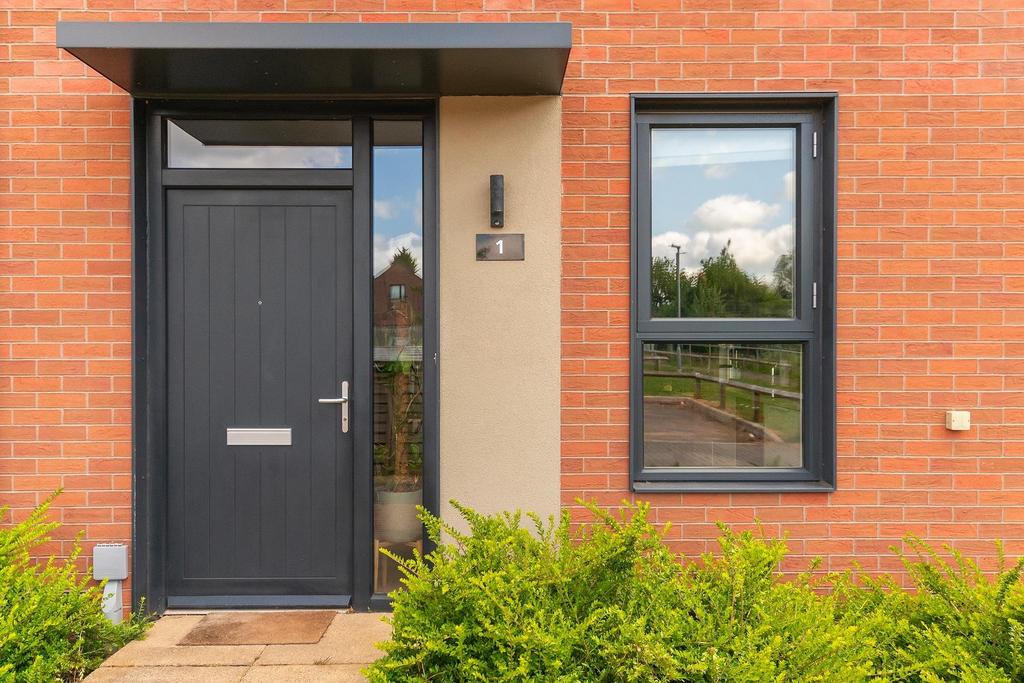 0 L1 WKE - External B.jpg