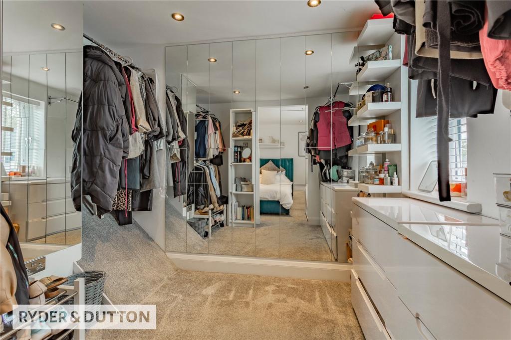 Dressing Room/Bed 3