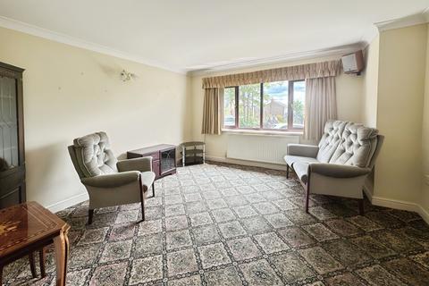 2 bedroom apartment for sale, Chapel Court, Church Street, Hightown, Liversedge, WF15
