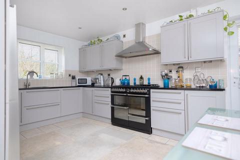 5 bedroom detached house for sale, Badger Copse, Henfield