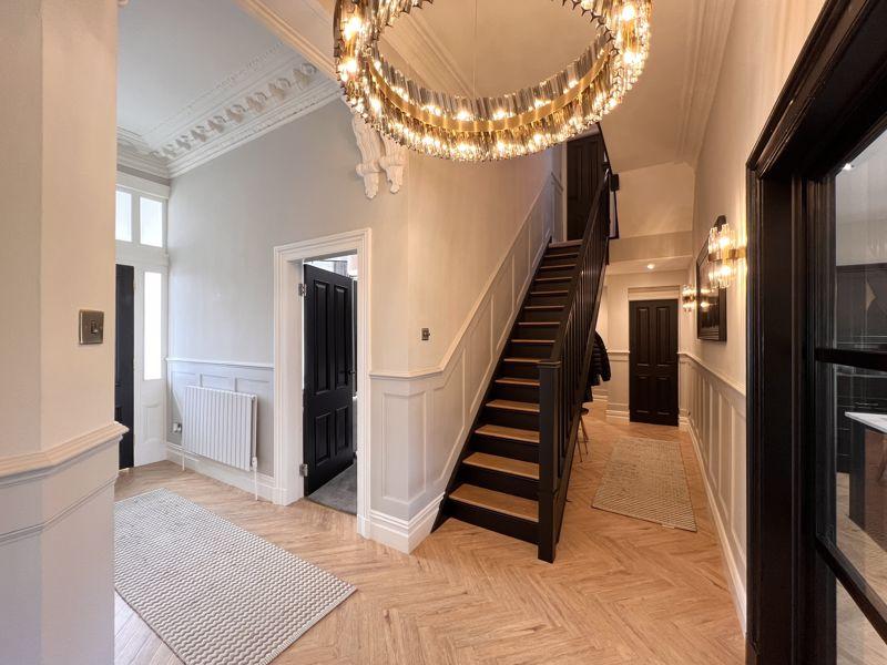 Entrance Hallway (1)