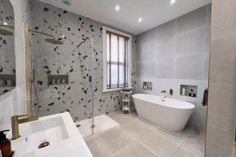 undefined, Golf Open 2026 - Hartwood Road, Southport - Sleeps 8