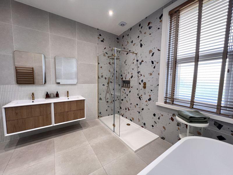 Bathroom (1)