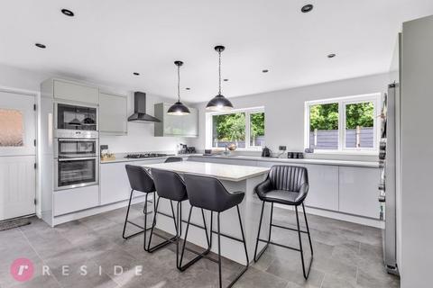 4 bedroom detached house for sale, Lawnswood, Rochdale OL11