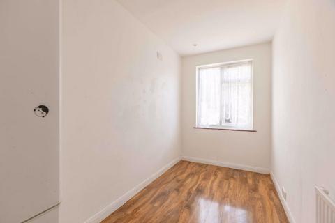 2 bedroom detached bungalow for sale, St. Johns Road, Slough