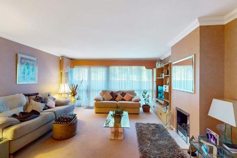 undefined, Hurstcombe, Buckhurst Hill IG9