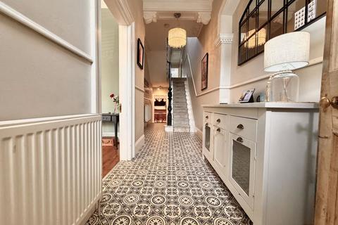 4 bedroom terraced house for sale, Greenbank Avenue, Exceptionally spacious Four- Bedroom Family home