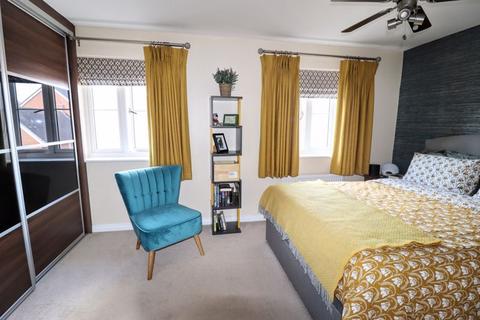 3 bedroom terraced house for sale, Trinidad Grove, Newton Leys Bletchley Milton Keynes