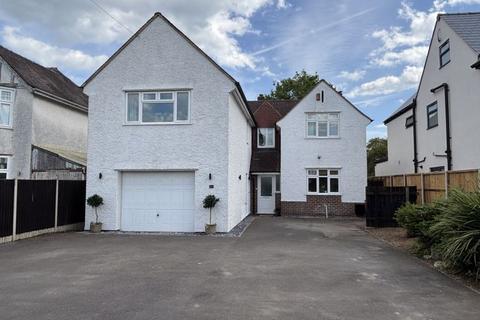 Cheltenham Road, Longlevens, Gloucester