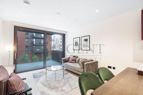 2 bedroom apartment to rent, The Modern, Embassy Gardens, SW11