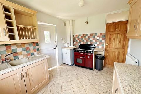 2 bedroom bungalow for sale, Upper Street, Defford