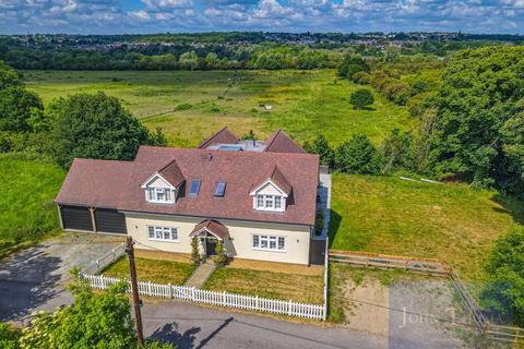 4 bedroom detached house for sale, Roding Lane, Chigwell IG7