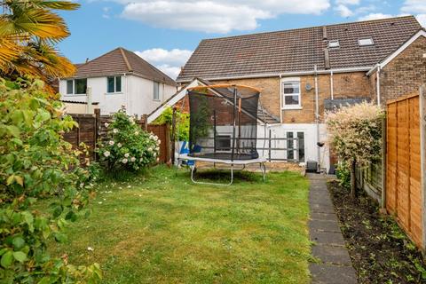 2 bedroom terraced house for sale, Argyll Road, Poole BH12