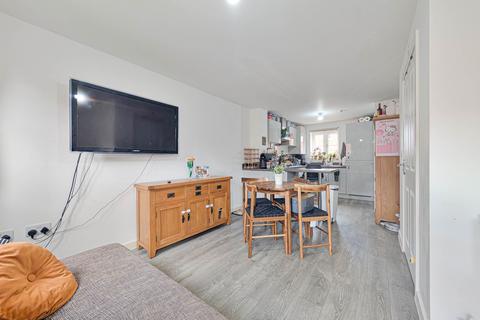 undefined, Pontefract Avenue, Towcester NN12