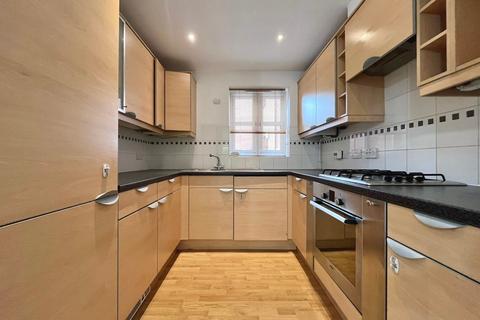 2 bedroom flat to rent, Old Hall Gardens, Shirley, Solihull, West Midlands, B90