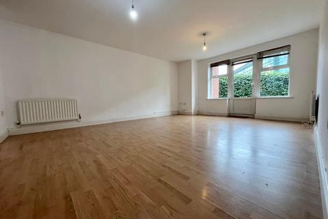 2 bedroom flat to rent, Old Hall Gardens, Shirley, Solihull, West Midlands, B90