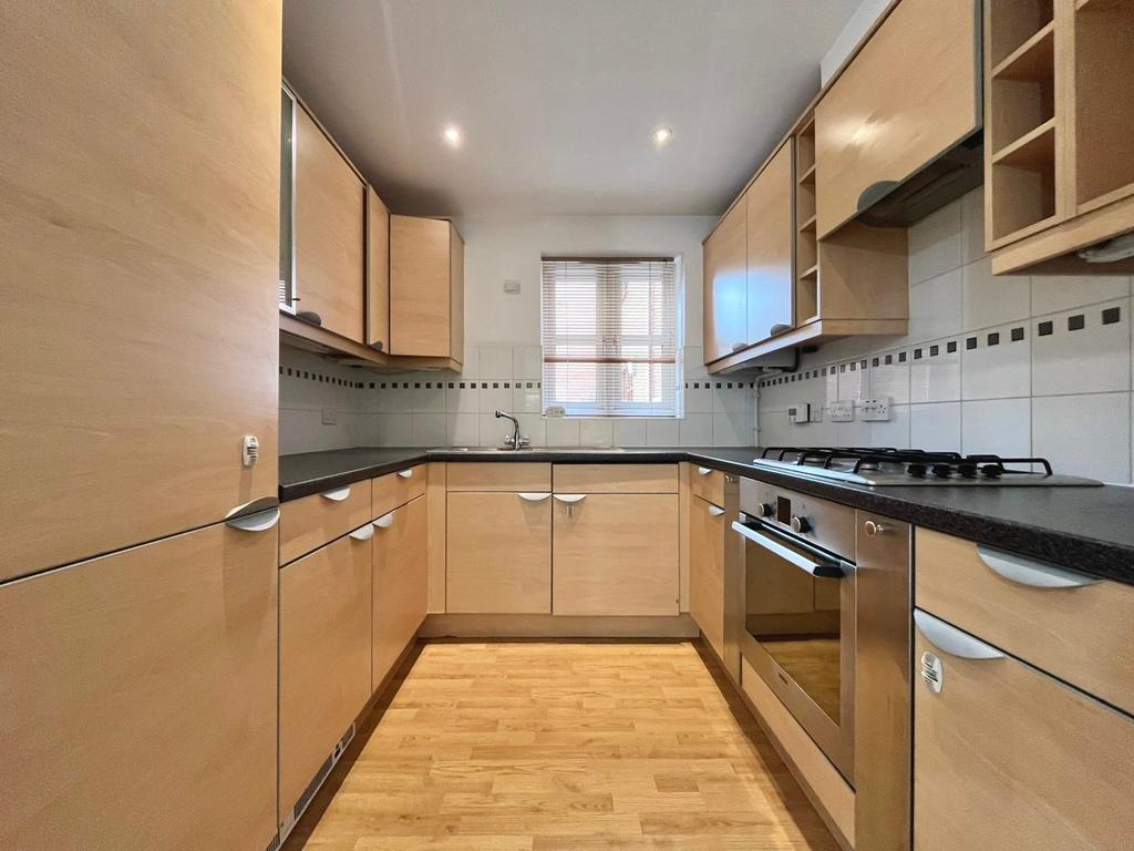 Apartment in Solihull, Blossomfield - View 2