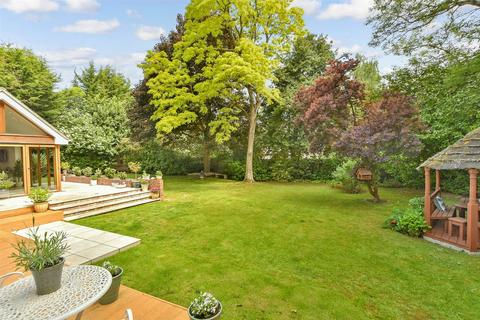 undefined, Mount Lane, Hartlip, Sittingbourne, Kent