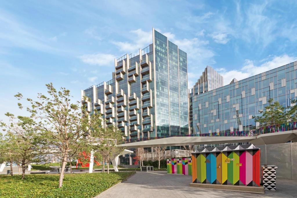 UPPER RIVERSIDE NO. 2, FLAT 402-50.jpg