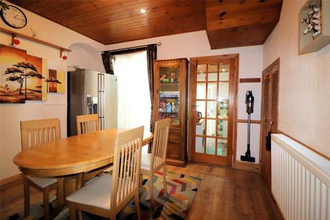 30 Moat Lane, Erith, DA8 2NQ