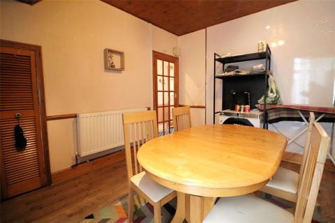 30 Moat Lane, Erith, DA8 2NQ