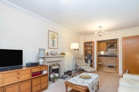 1 bedroom apartment for sale, High Road, Bushey Heath, Bushey