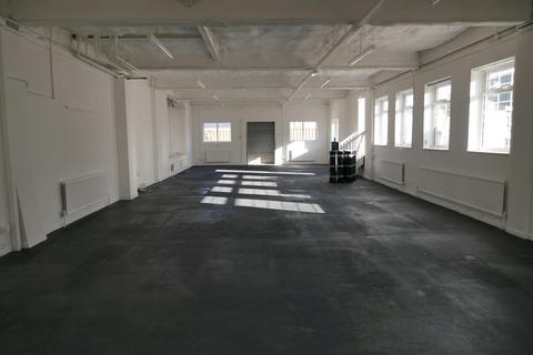 Industrial unit to rent, South Rd Harlow CM20 2AS