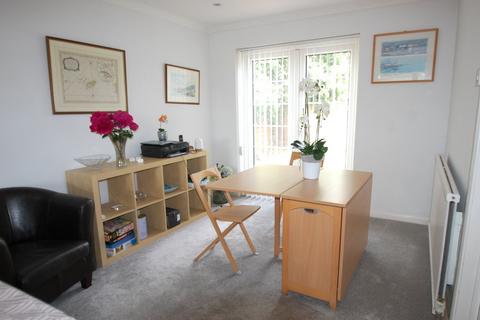 30 Fleetwood Close, Chalfont St Giles, HP8 4DR