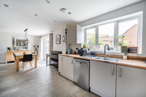 16 Fidlers Orchard, Harwell, Didcot, OX11 0FR