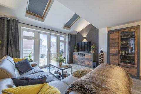 4 bedroom semi-detached house for sale, Westall Street, Reading RG2