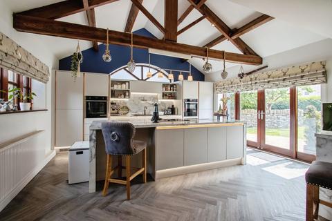 4 bedroom detached house for sale, Littlethorpe Hill, Liversedge WF15