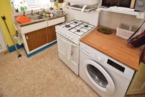 3 bedroom semi-detached house for sale, Cheveral Avenue, Coventry CV6