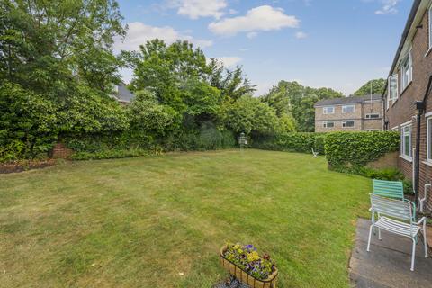 undefined, Oakenshaw Close, Surbiton KT6