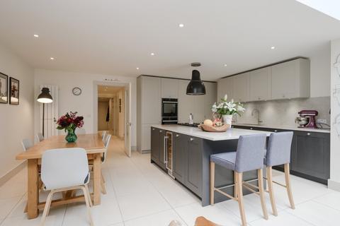 38a Cottenham Park Road, London, SW20 0SA