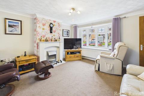 3 bedroom semi-detached house for sale, Kingfisher Drive, North Yorkshire TS14