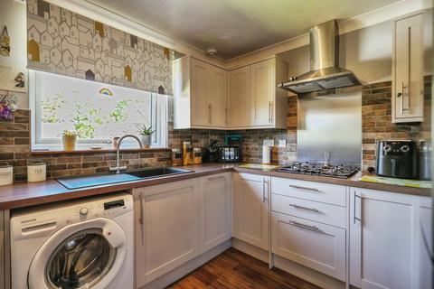 7 Mclean Walk, Newtongrange, Dalkeith, EH22 4UE