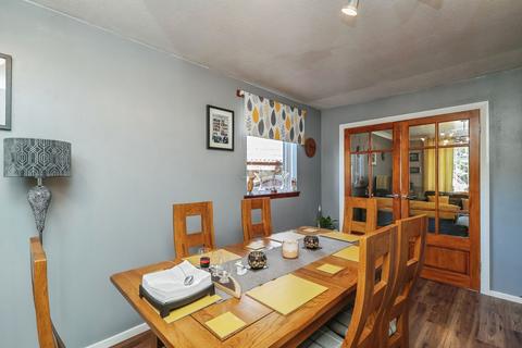 7 Mclean Walk, Newtongrange, Dalkeith, EH22 4UE