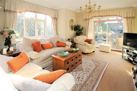 4 bedroom detached house for sale, Village Street, Doncaster DN6