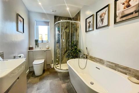 2 bedroom bungalow for sale, Payne Close, West Sussex PO21