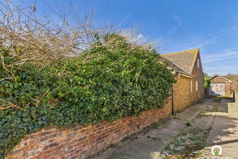 3 bedroom detached house for sale, Linden Road, Kent CT8