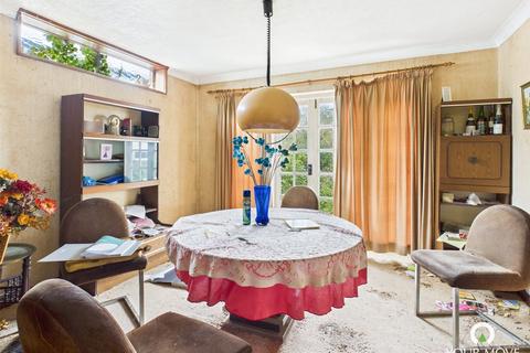 3 bedroom detached house for sale, Linden Road, Kent CT8