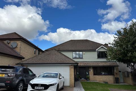 17 Five Acres, Kings Langley, WD4 9JU