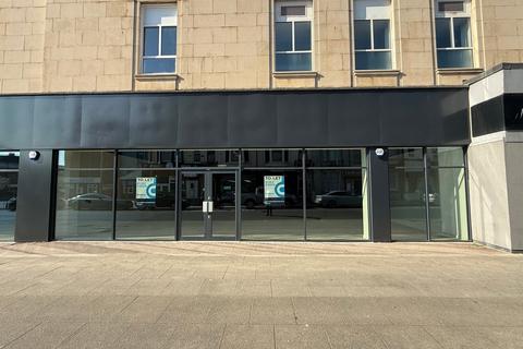Retail property (high street) to rent, 1-4 Albert Rd Blackpool FY1 4SW