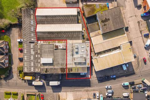 Warehouse to rent, 140 Mowbray Dr Blackpool FY3 7UN