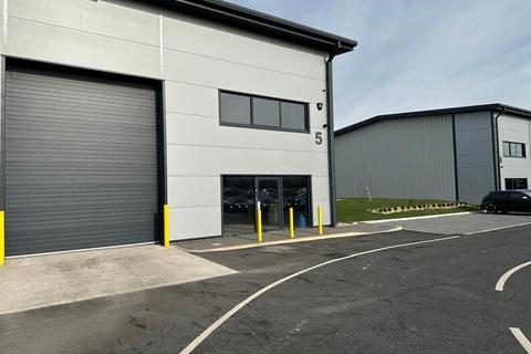 Industrial development to rent, 3-5 Hawking Pl Blackpool FY2 0QW