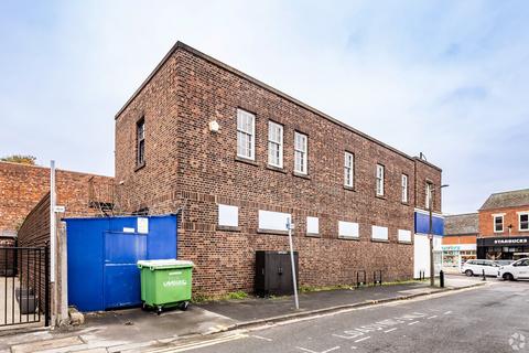 Retail property (high street) to rent, 32 High St Cheadle SK8 1AL