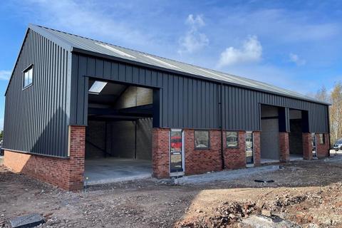 Warehouse to rent, Peel Rd Blackpool FY4 5JX
